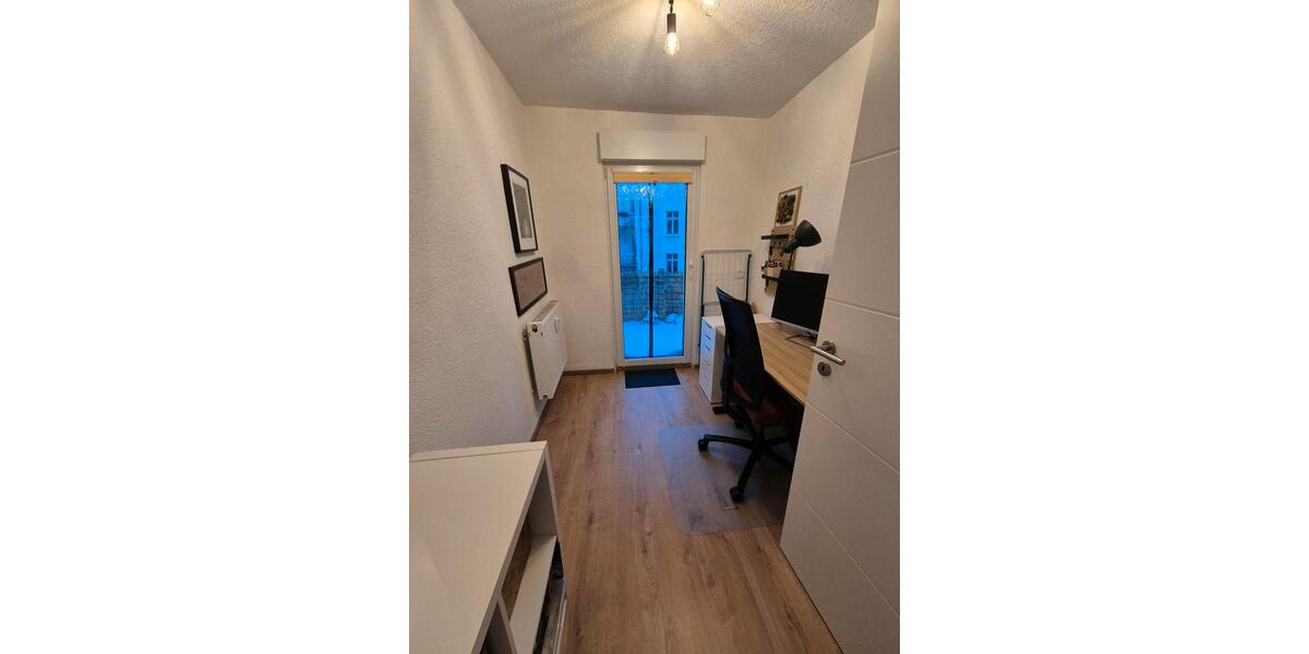 Etagenwohnung Leipzig Altwest - 2.5 Zimmer, 44 m&sup2;, 800&euro; | Angebot:25656700