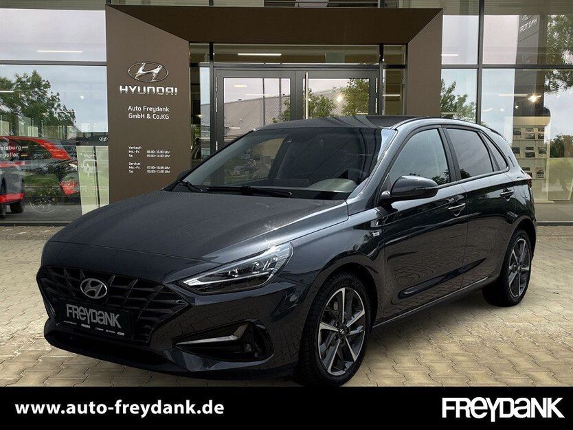 i30