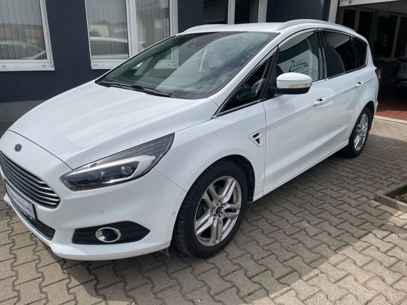Ford S-Max 61.998 km 23.299 € Leuna 06237
