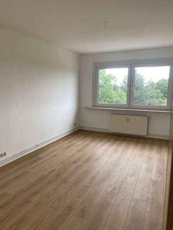 In 5 Minuten am See, in 30 Minuten per S - Bahn am Markt! 3 zimmer