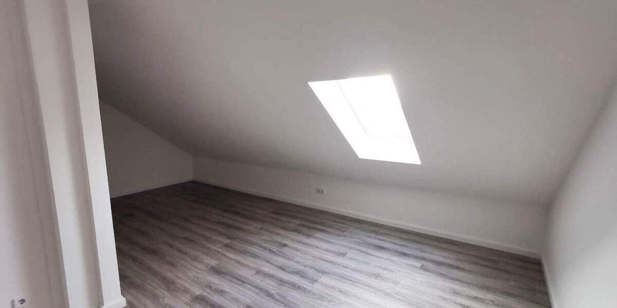 Doppelhaushälfte Leuna Zöschen - 4 Zimmer, 102 m&sup2;, 300.000&euro; | Angebot:25695165