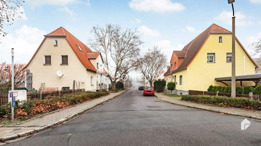 Doppelhaushälfte Leuna - 4 Zimmer, 110 m&sup2;, 179.000&euro; | Angebot:25738054