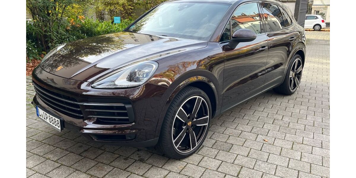 Porsche Cayenne 43.000 km 74.900 &euro; Leipzig 04107