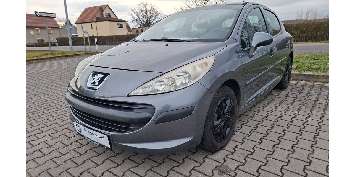 Peugeot 207 123.719 km 1.800 &euro; Borna 04552