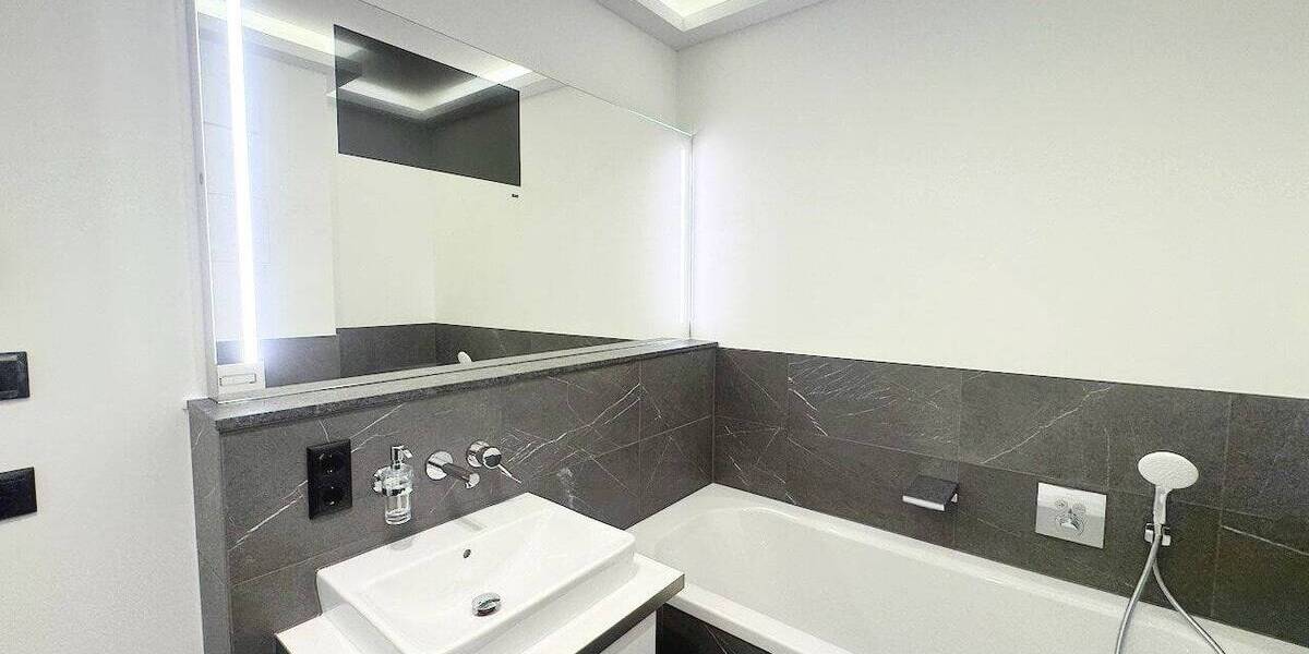 Etagenwohnung Leipzig Altlindenau - 3 Zimmer, 66 m&sup2;, 890&euro; | Angebot:26920269