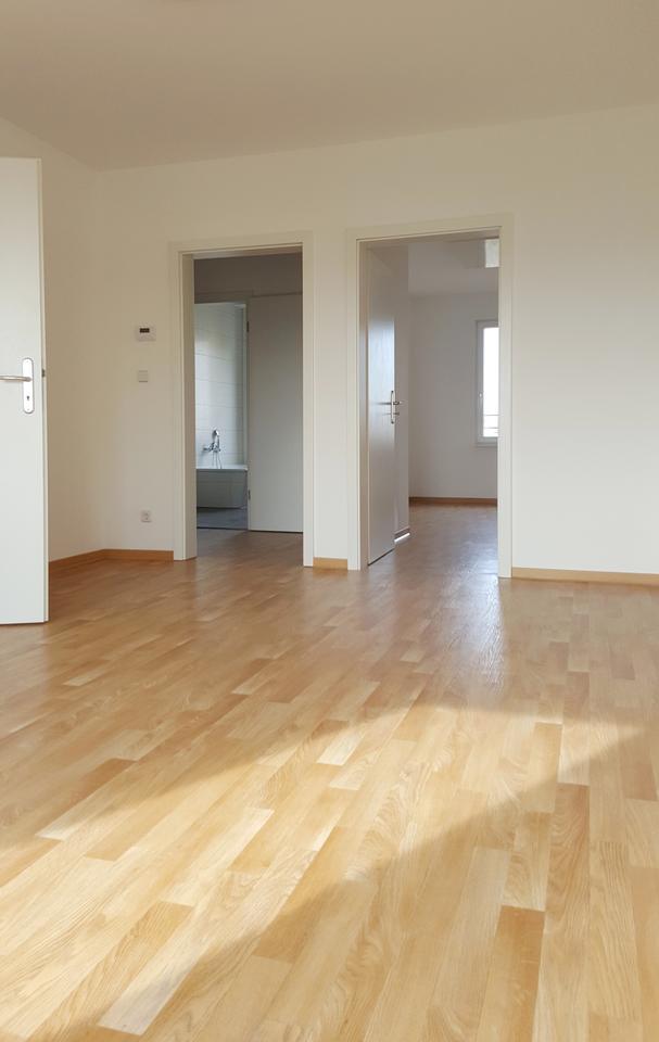 ZENTRAL MITTENDRIN + Ecke Rewe Gorkistraße + HELL & GERÄUMIG zimmer