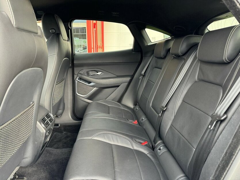 Jaguar E-Pace P250 R-Dynamic Black LED/Nav/VZE/Spur/ACC 70.425 km 23.990 € Leipzig 04347