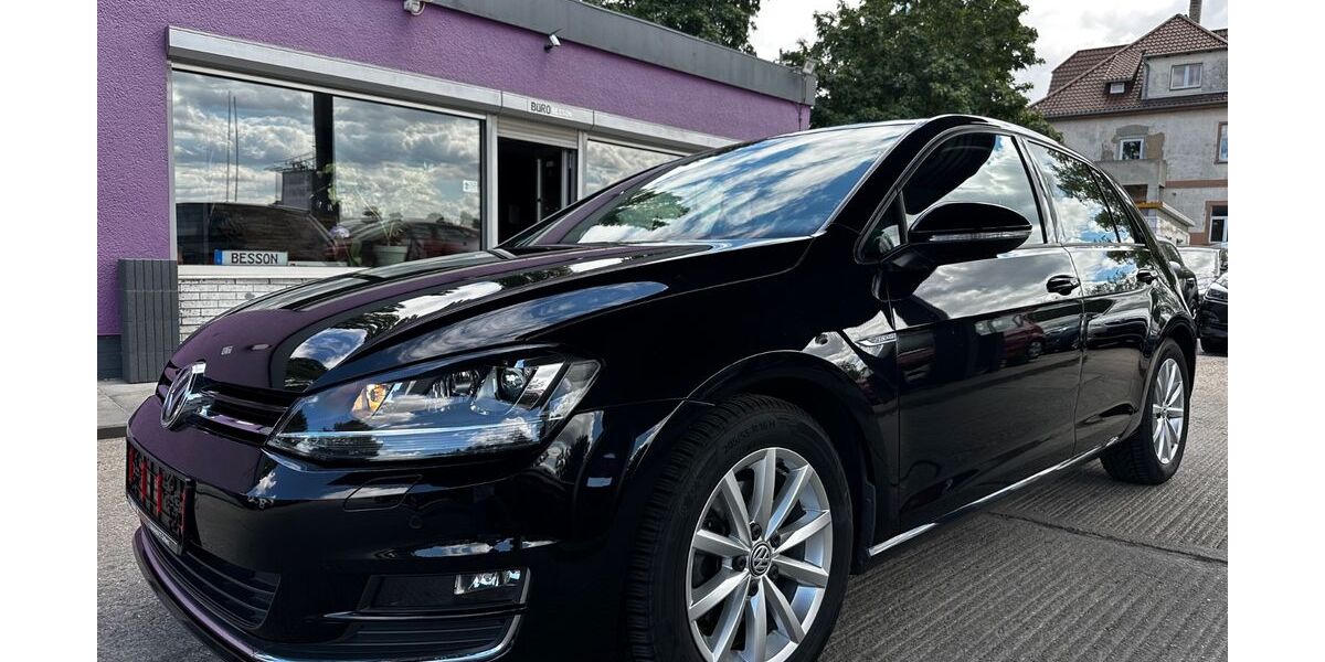 VW Golf 69.734 km 15.880 &euro; Kabelsketal OT Gröbers 06184