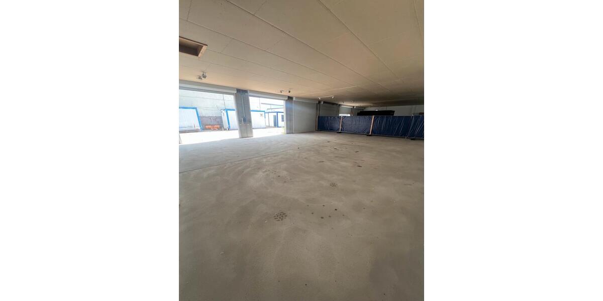 VERMIETUNG Gewerbe-Lagerhalle 240qm in Leipzig zimmer