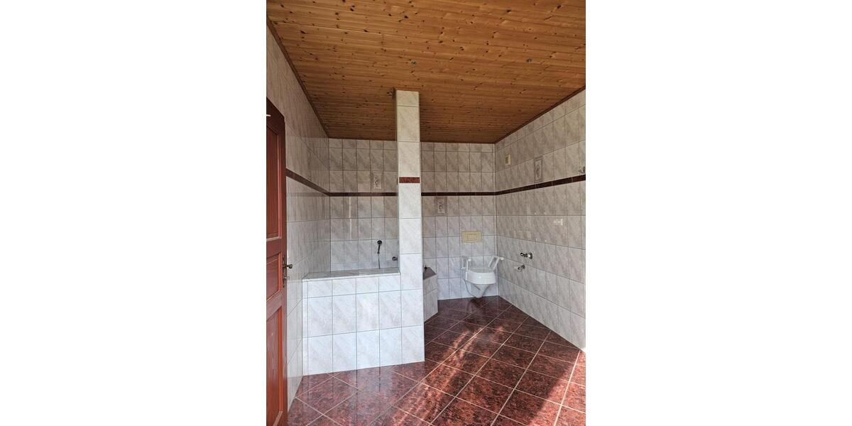 Erdgeschoßwohnung Leipzig Süd - 4 Zimmer, 105 m&sup2;, 578&euro; | Angebot:26635366