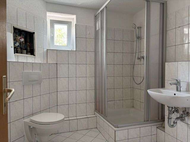 Wohnung zum Mieten in Leuna 256 € 31 m²