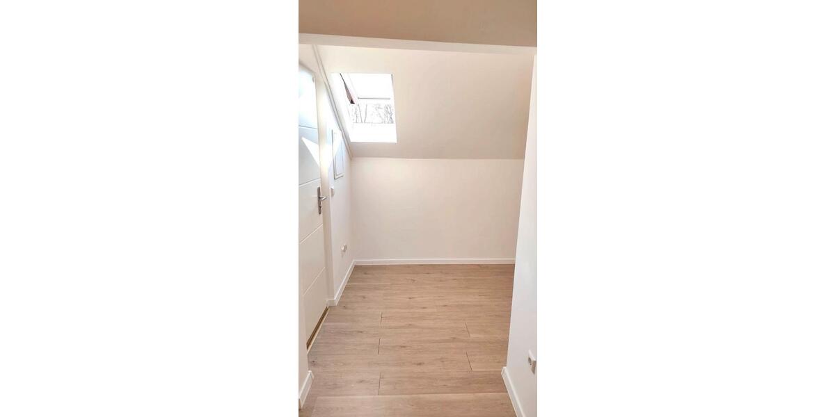 Dachgeschoßwohnung Eilenburg - 2.5 Zimmer, 78 m&sup2;, 750&euro; | Angebot:26312735