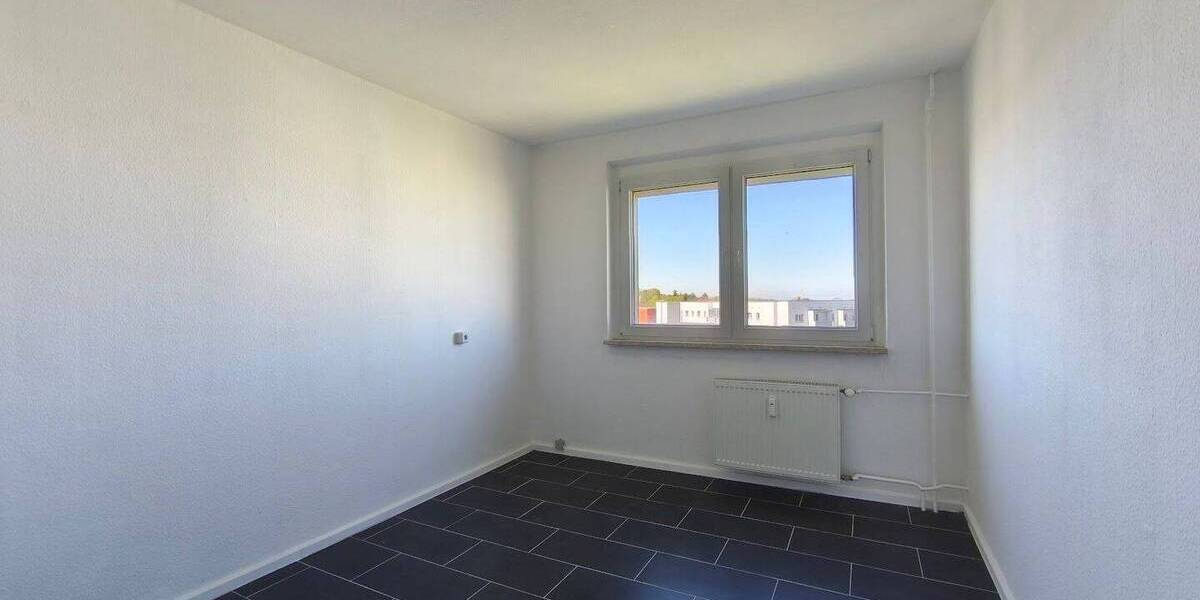 Etagenwohnung Bad Lausick - 4 Zimmer, 82 m&sup2;, 451&euro; | Angebot:26344202