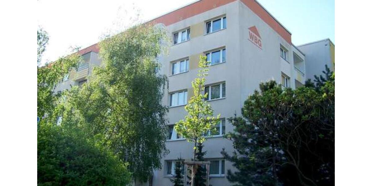 Etagenwohnung Borna - 3 Zimmer, 59 m&sup2;, 260&euro; | Angebot:25544737