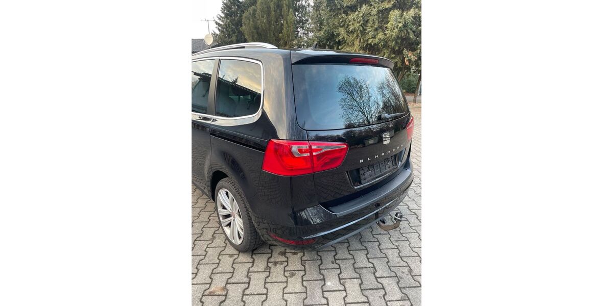 Seat Alhambra 141.264 km 15.480 &euro; Borna 04552