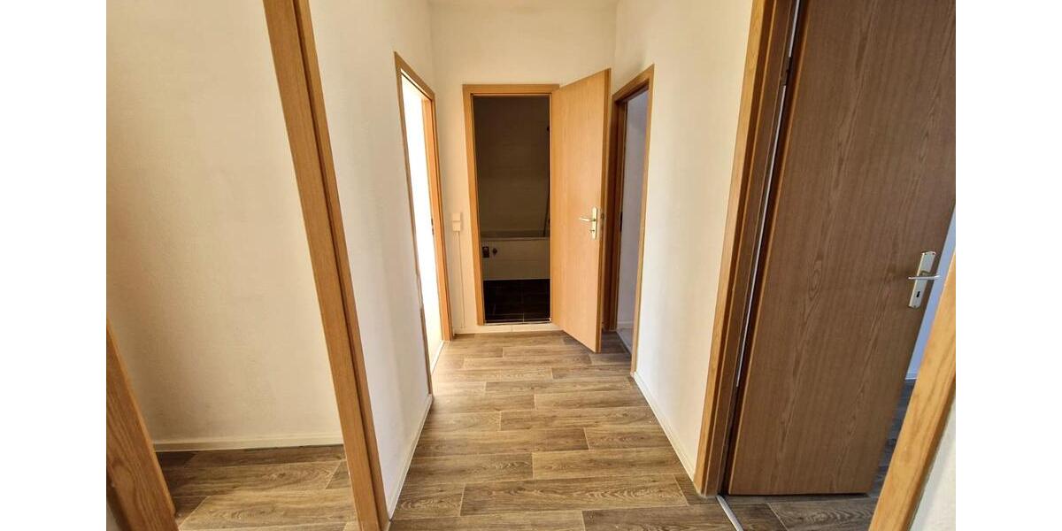 Etagenwohnung Leipzig West - 4 Zimmer, 90 m&sup2;, 731&euro; | Angebot:25322160