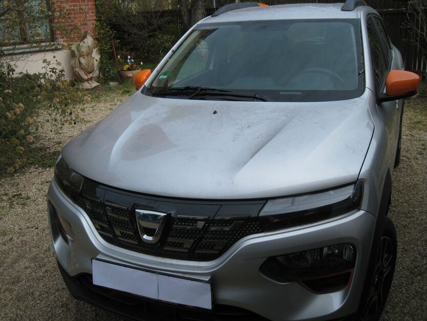 Dacia Spring 1.100 km 14.999 € Leipzig 04229