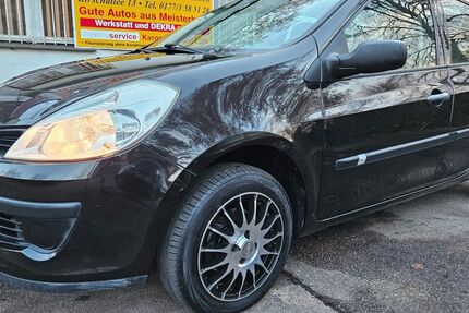 Renault Clio 145.300 km 3.890 &euro; Markkleeberg 04416