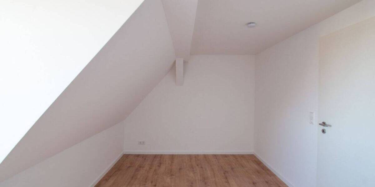 Etagenwohnung Borna Wyhra - 2 Zimmer, 55 m&sup2;, 495&euro; | Angebot:26141254