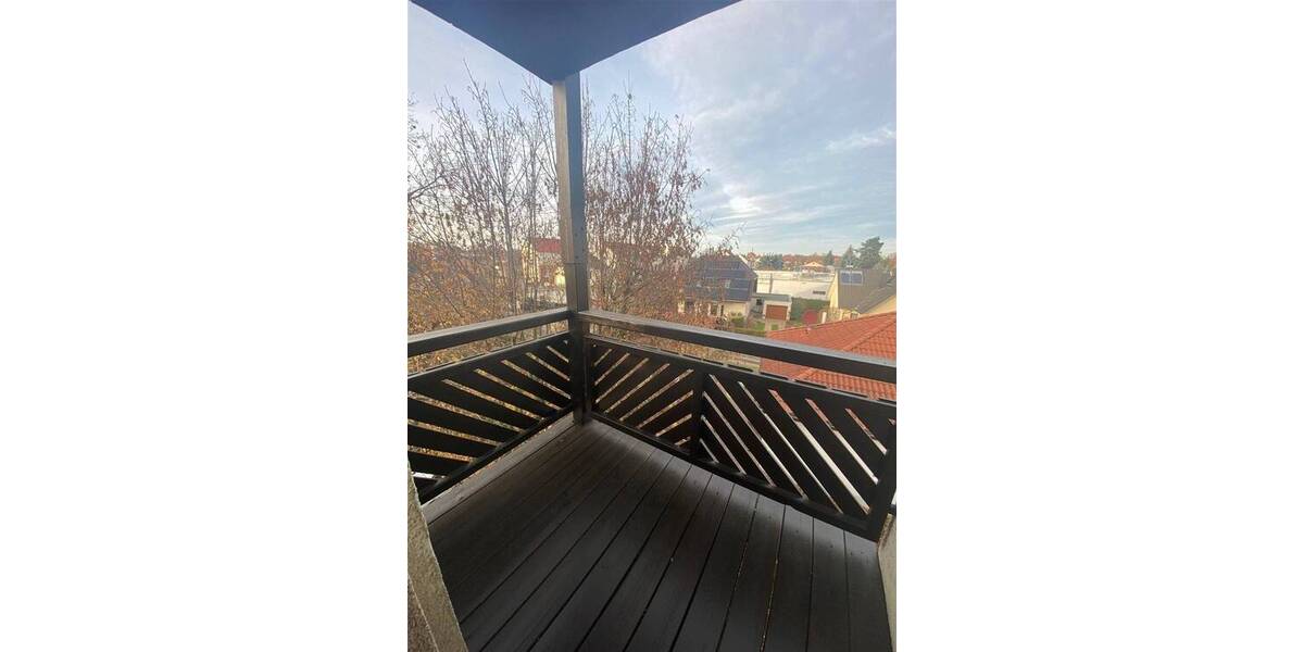 Knautkleeberg* neu renovierte 3 Raum-Whg.* 2.OG* Balkon* Tageslichtbad mit Wanne 3 zimmer