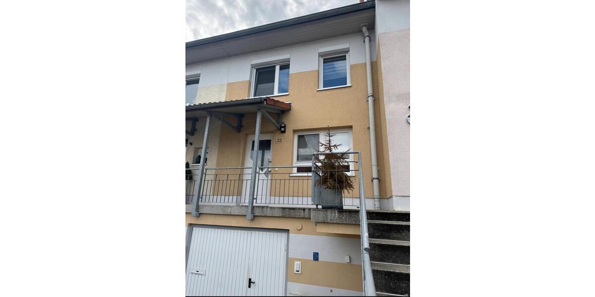 Reihenhaus Leipzig Ost - 6 Zimmer, 160 m&sup2;, 1.750&euro; | Angebot:26383931