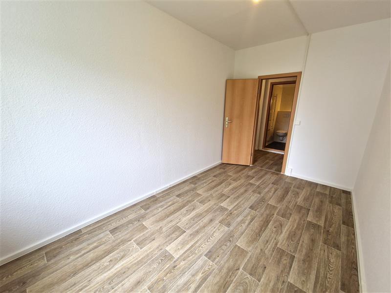 *NEU`* 3-Zimmer-Wohnung im 2.OG ab dem 15.12.2025 zu vermieten zimmer
