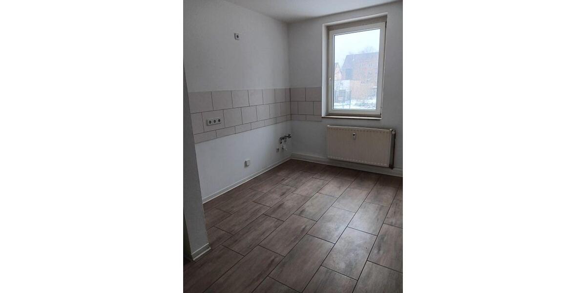 Etagenwohnung Sandersdorf-Brehna Brehna - 3 Zimmer, 65 m&sup2;, 370&euro; | Angebot:25080118