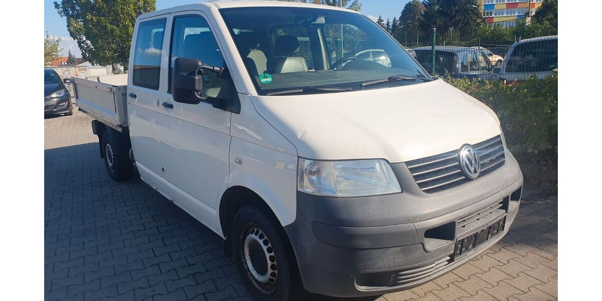 VW T5 Transporter 340.000 km 7.900 &euro; Borna 04552