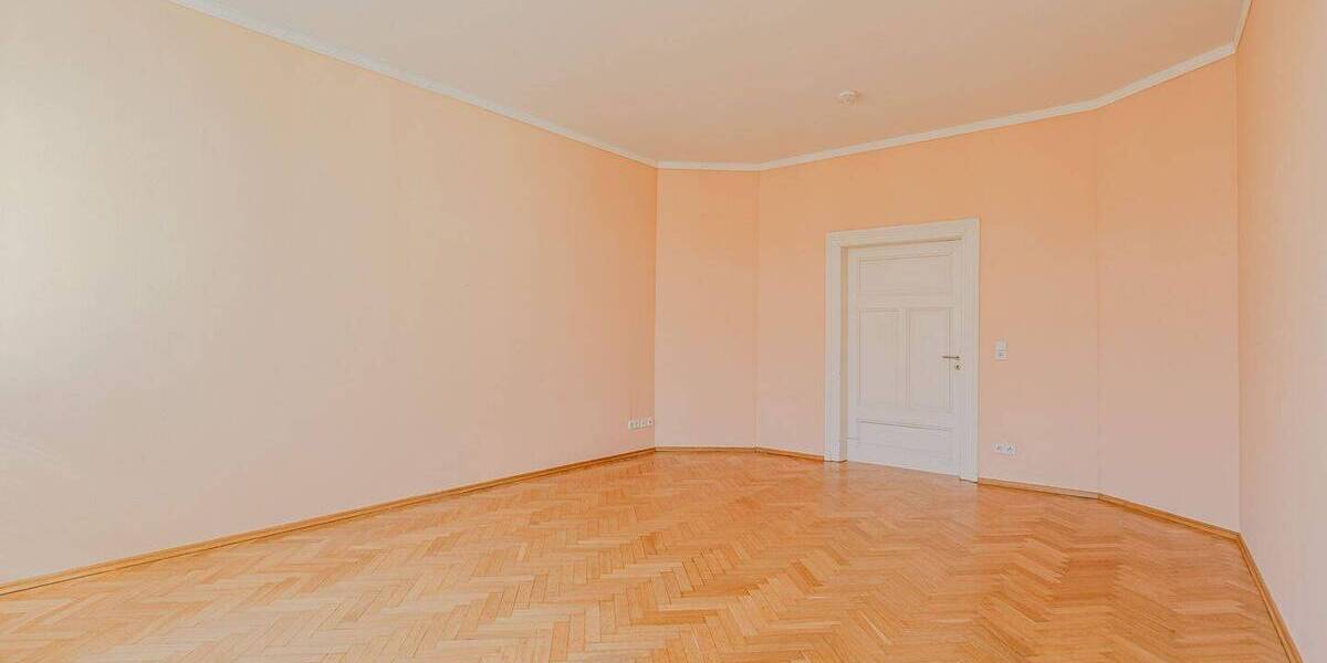 Etagenwohnung Leipzig Zentrum-West - 2 Zimmer, 84 m&sup2;, 310.000&euro; | Angebot:25777216
