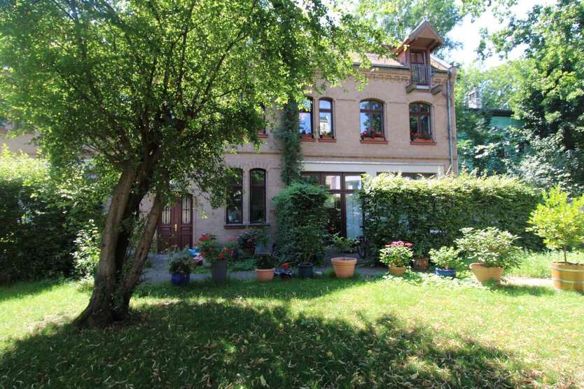 Einzeldenkmal im Waldstraßenviertel: Helle + ruhige 5-Zimmerwhg. mit Stuck, 3 min Fußweg ins Rosental 5 zimmer