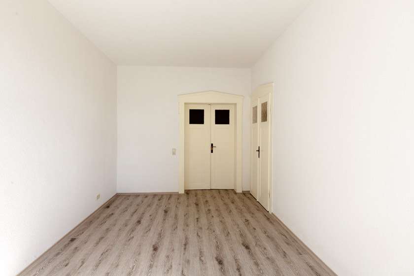 Faktor 18,9! - Saniertes Wohn- und Geschäftshaus mit Balkonen zimmer