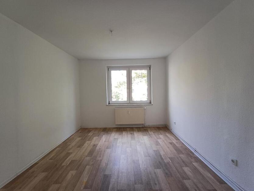 Die NEUE schnapp ich mir - 2. OG links zimmer