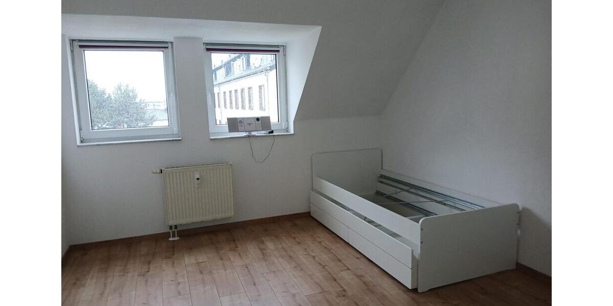 Etagenwohnung Rackwitz - 3 Zimmer, 75 m&sup2;, 715&euro; | Angebot:24431175