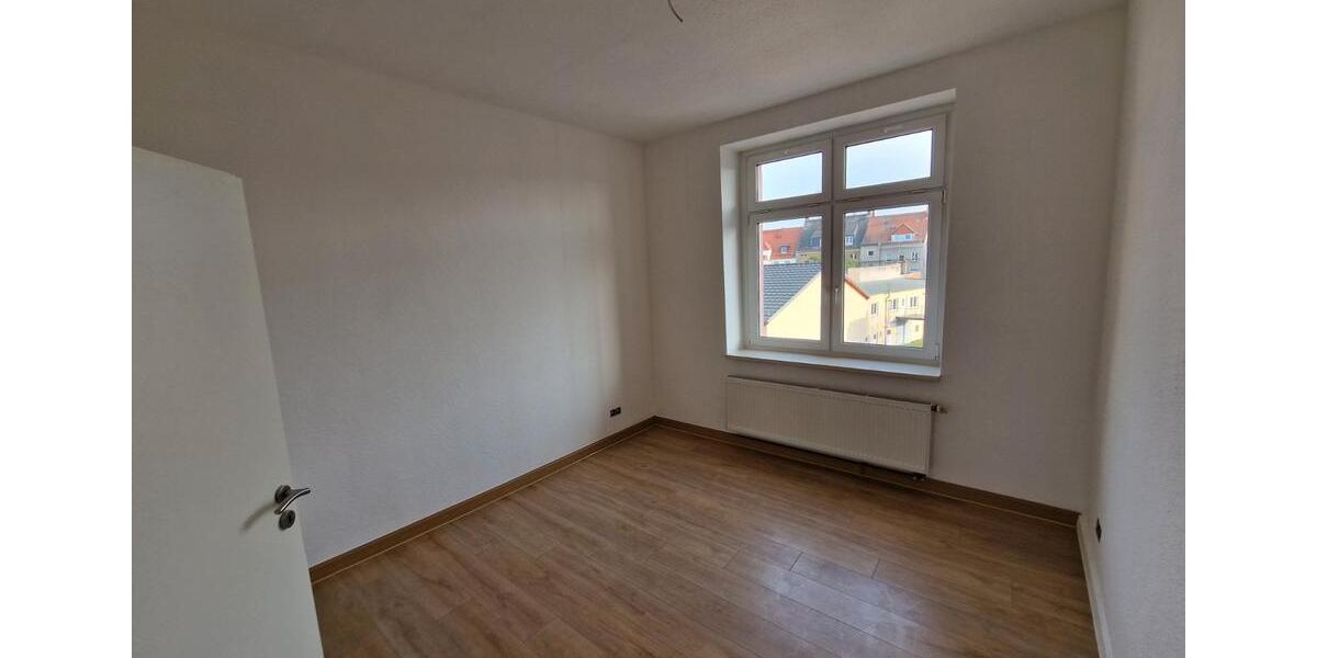 Etagenwohnung Eilenburg - 3 Zimmer, 79 m&sup2;, 512&euro; | Angebot:26219994