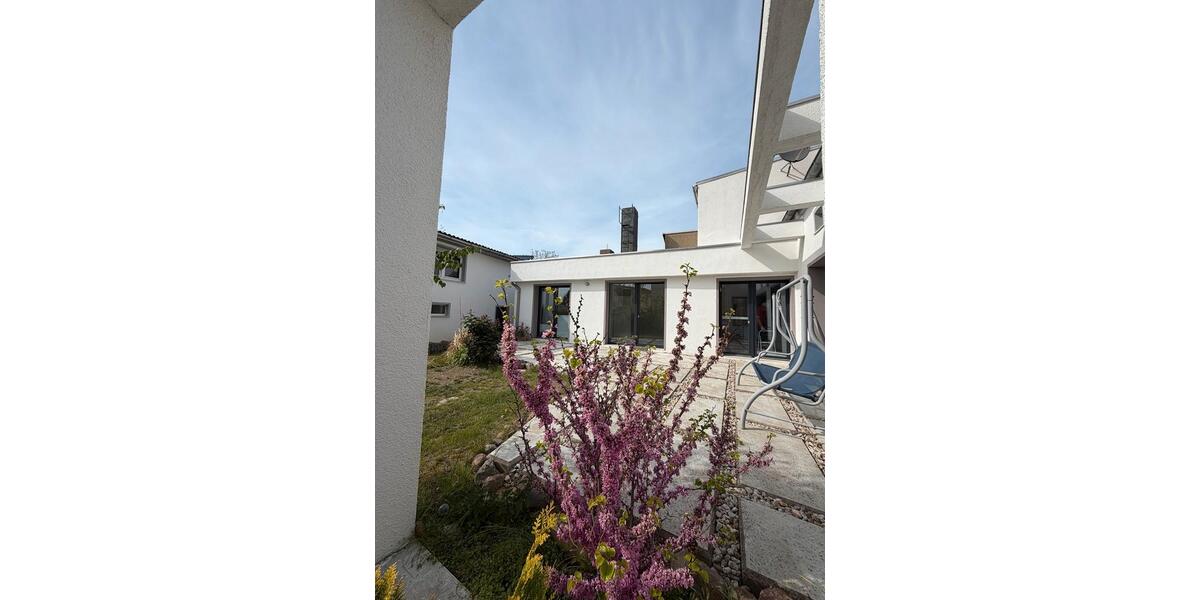 Erdgeschoßwohnung Delitzsch - 3.5 Zimmer, 130 m&sup2;, 1.650&euro; | Angebot:26578849
