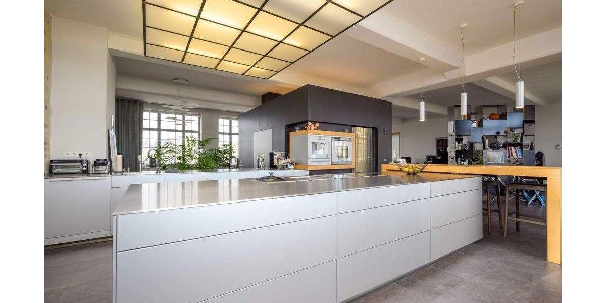 Etagenwohnung Leipzig Neustadt-Neuschönefeld - 2 Zimmer, 206 m&sup2;, 950.000&euro; | Angebot:25699458