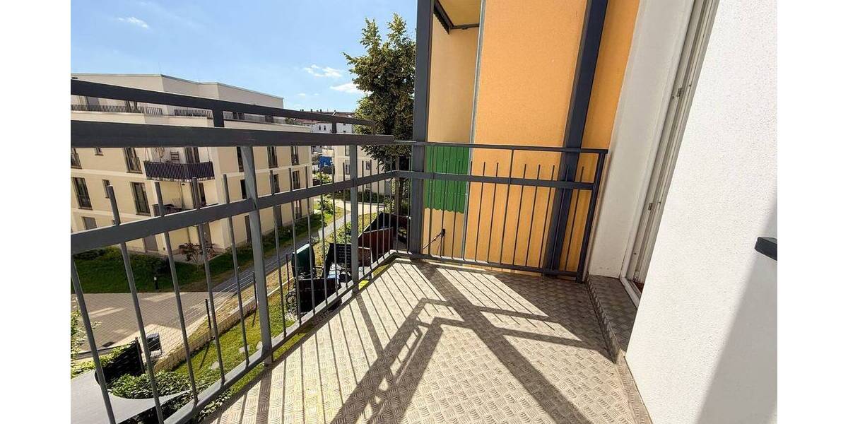 Etagenwohnung Leipzig Möckern - 4 Zimmer, 104 m&sup2;, 1.400&euro; | Angebot:26891595