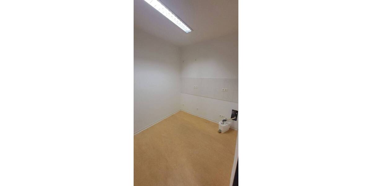 Gewerbeobjekt Leipzig Zentrum-Ost - 2 Zimmer, 979 m&sup2;, 10.780&euro; | Angebot:25986799