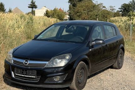 Opel Astra 138.722 km 2.499 &euro; Zwenkau 04442