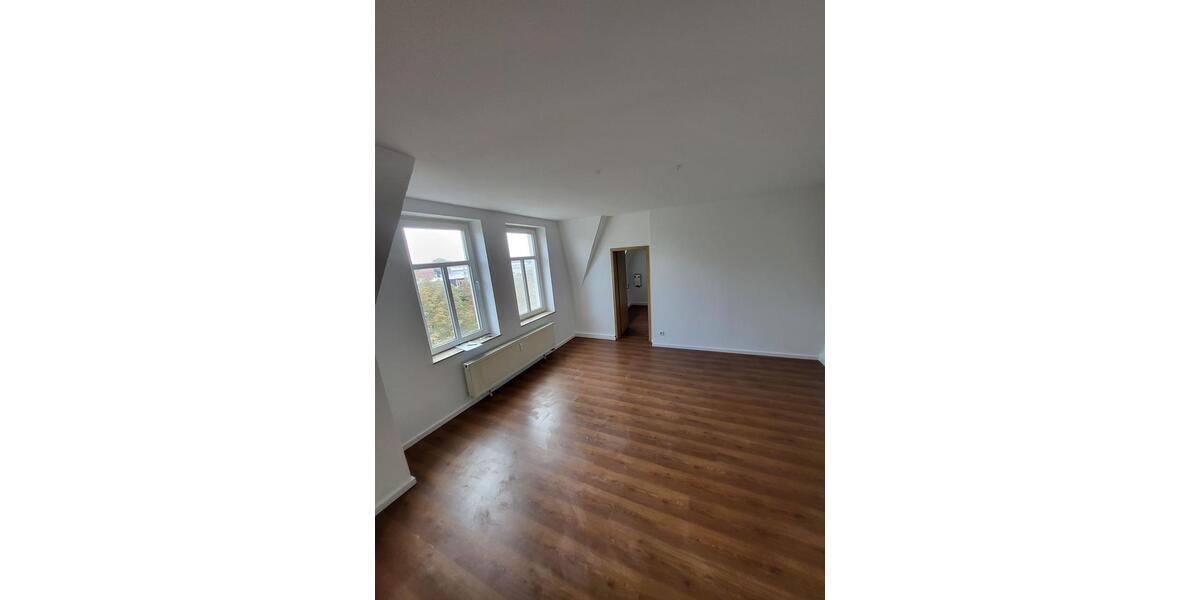 Erdgeschoßwohnung Delitzsch - 5 Zimmer, 122 m&sup2;, 1.100&euro; | Angebot:24393509