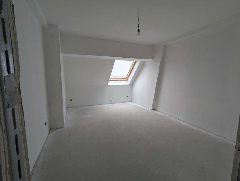 EUTRITZSCH + 3 RAUM MIETWOHNUNG + ERSTBEZUG NACH DACHGESCHOSSAUSBAU 3 zimmer