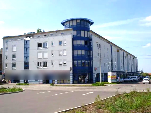 Charmante 1,5-Zimmer-Wohnung mit Balkon in zentraler Lage von Halle 1 zimmer