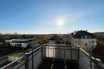 Großzügige 3-Raum-Dachgeschosswohnung mit Balkon und Stellplatz 3 zimmer