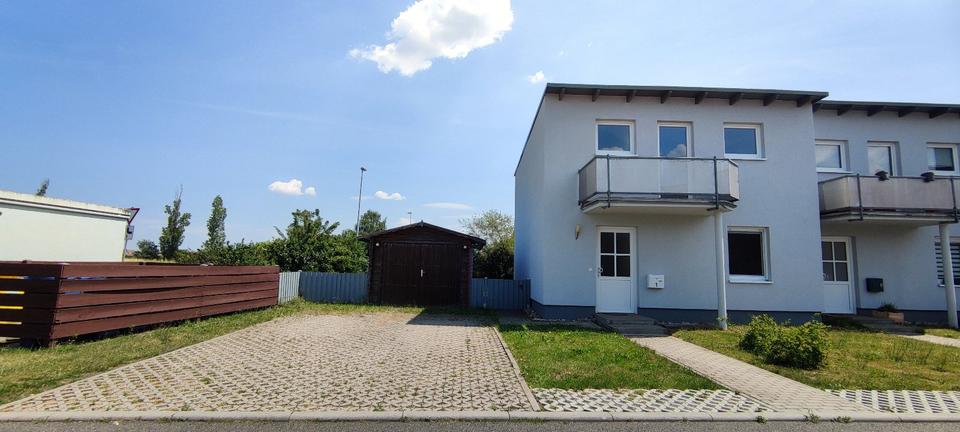 Reihenhaus Delitzsch - 4 Zimmer, 101 m&sup2;, 1.349&euro; | Angebot:25417943