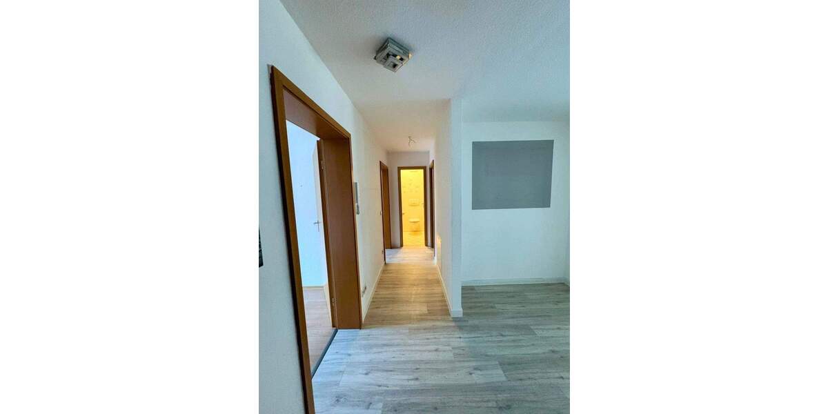 Etagenwohnung Leipzig Altlindenau - 3 Zimmer, 73 m&sup2;, 230.000&euro; | Angebot:25736559