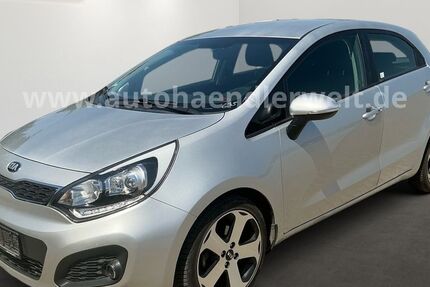 Kia Rio 117.130 km 3.899 &euro; Brehna 06796
