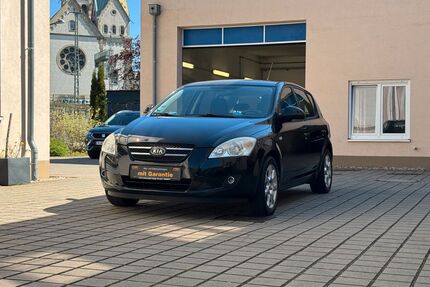 Kia ceed / Ceed 164.000 km 1.990 &euro; Leipzig 04179