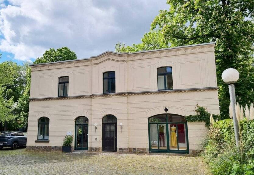 Lichtdurchflutete Terrassenwohnung direkt am Kanal