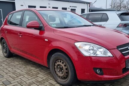 Kia ceed / Ceed 199.999 km 1.990 &euro; Leipzig 04179