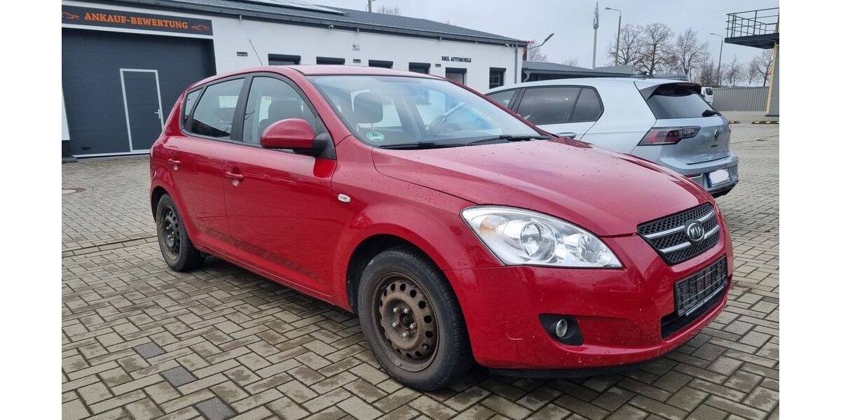 Kia ceed / Ceed 199.999 km 1.990 &euro; Leipzig 04179